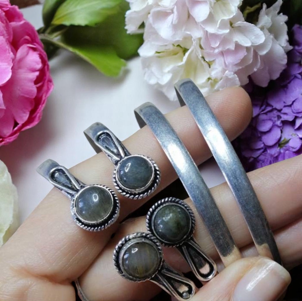 Labradorite Bangle Bracelet – Embrace the Magic